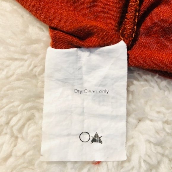 LUSH SELF Long Sleeve Asymmetrical Cut Top - Picture 7 of 8